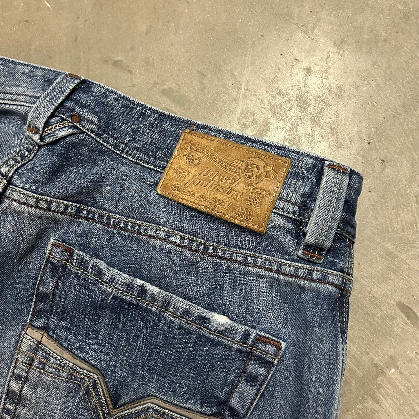 Diesel Industry Larkee Denim Jeans - 34