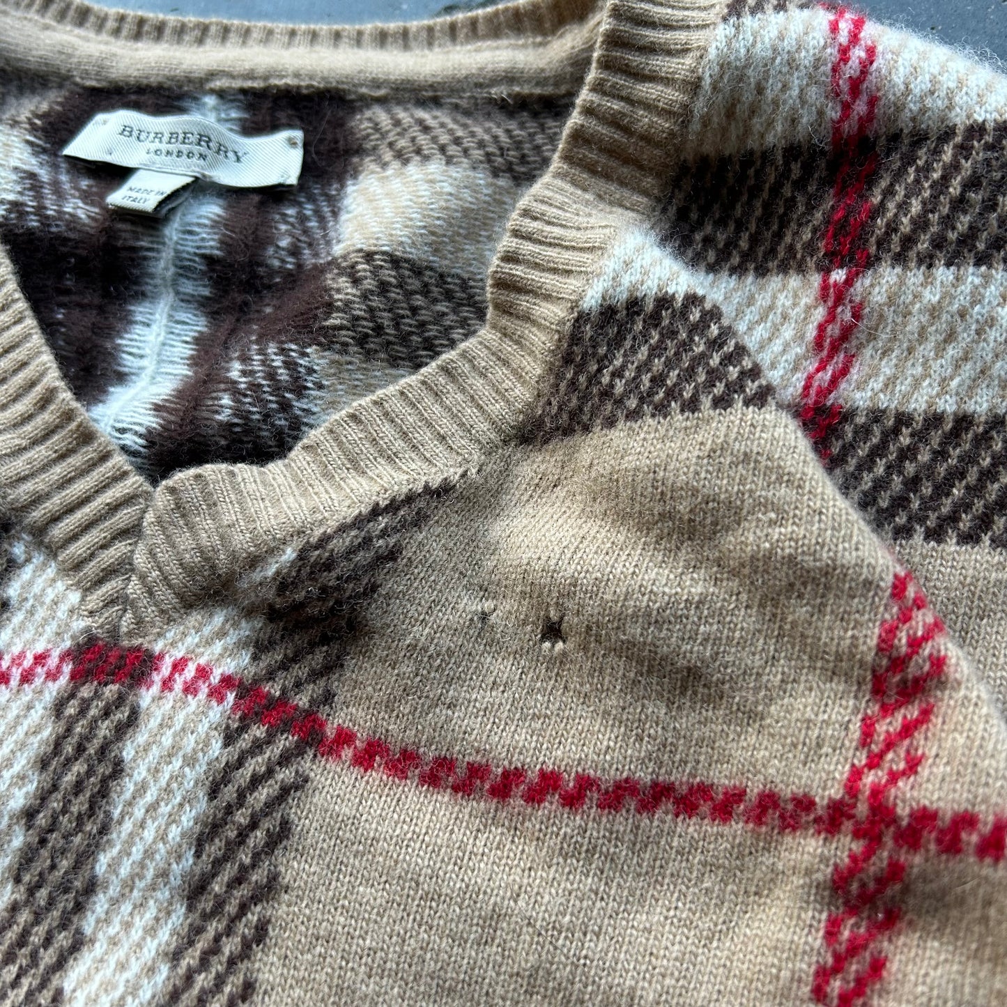 Burberry London Sweater - XL
